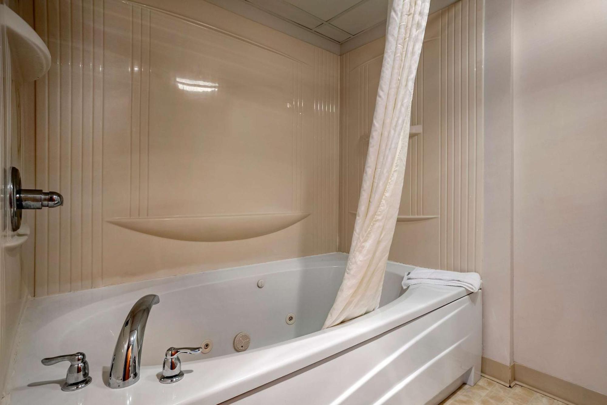 Econo Lodge Inn & Suites Rehoboth Beach Εξωτερικό φωτογραφία