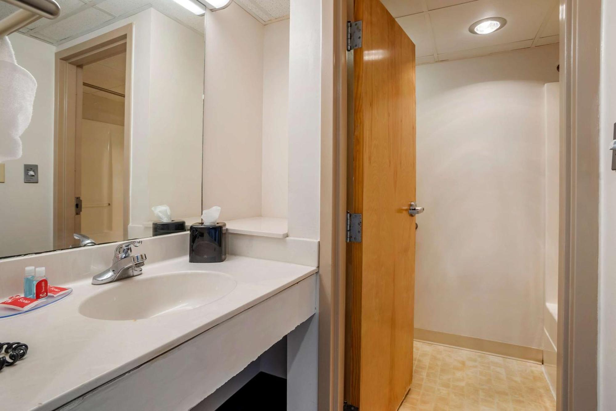 Econo Lodge Inn & Suites Rehoboth Beach Εξωτερικό φωτογραφία